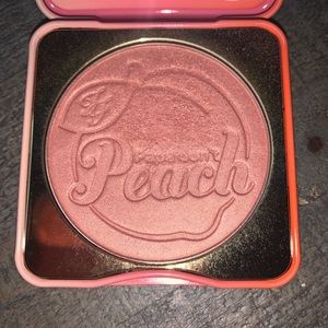 Too Faced Papa Don’t Peach Blush